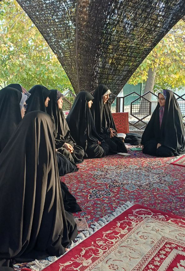 اولین نشست "امروز و آینده فقه و حقوق " با حضور سرکار خانم دکتر ابراهیمی؛ مدیر محترم گروه فقه و حقوق دانشگاه شهید مطهری