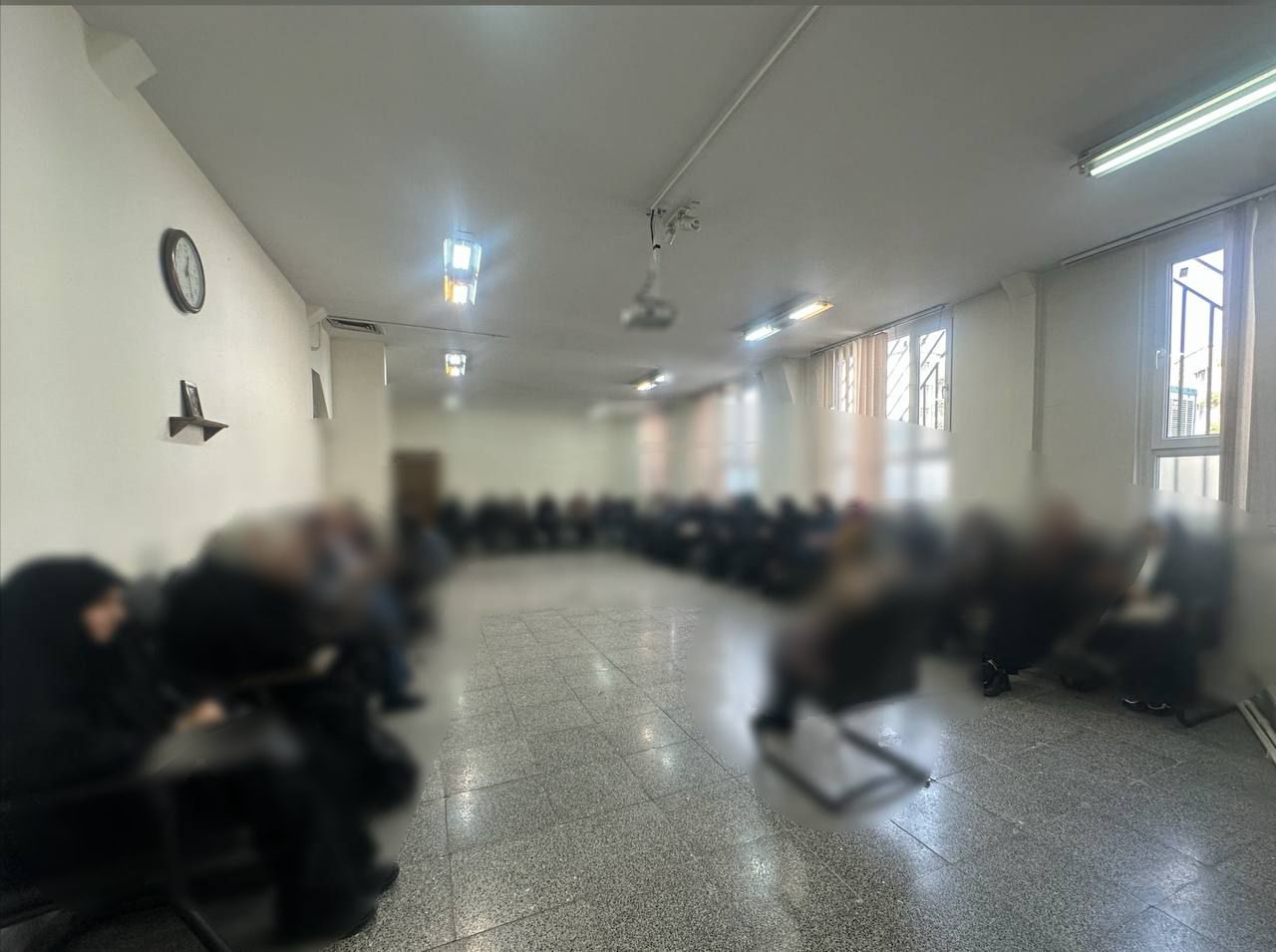 اولین جلسه گفت و گوی صمیمانه با عنوان یک فنجون گفتوگو به همت کارگروه خانواده دانشگاه شهید مطهری واحد خواهران مشهد