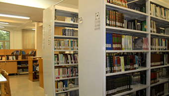 تور بازدید از کتابخانه دانشگاه شهید مطهری